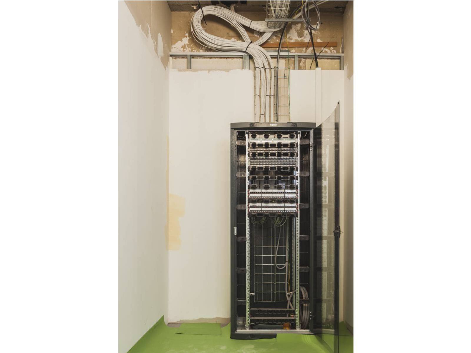 Société spécialisée dans le câblage de baie de brassage informatique Les Milles (13290)