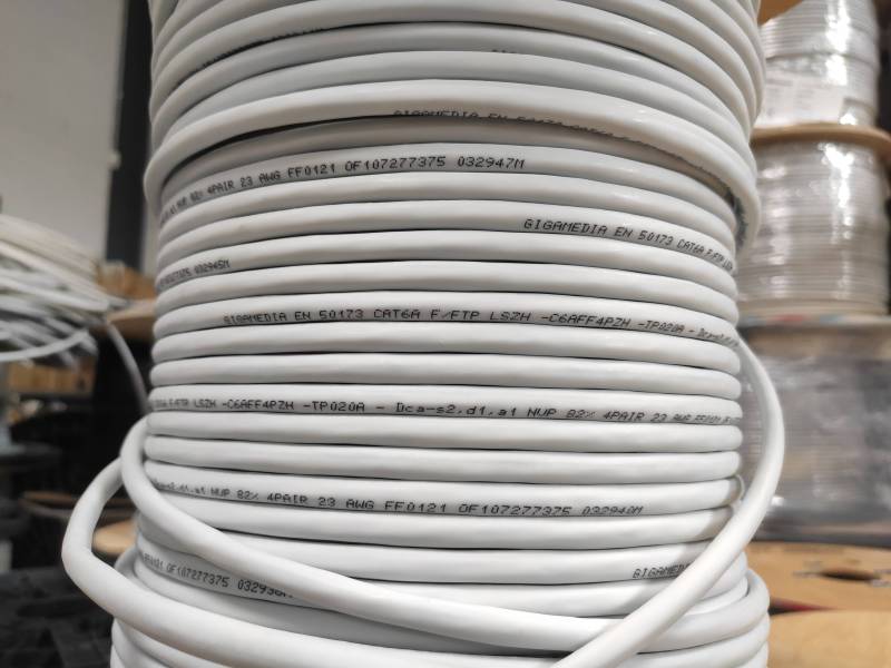 Intervention pour câblage LSZH informatique RJ45