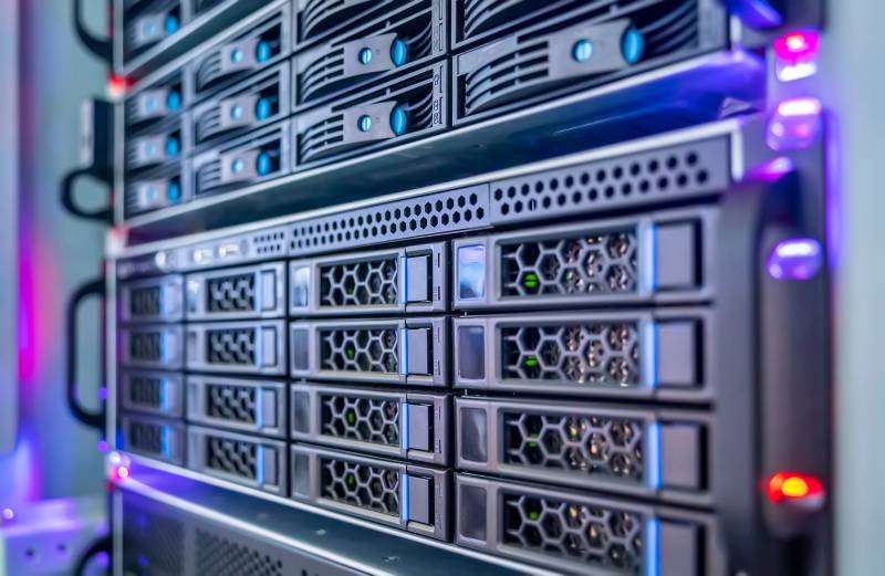 Serveur informatique professionnel d'entreprise: ce qu'il faut savoir pour bien comprendre